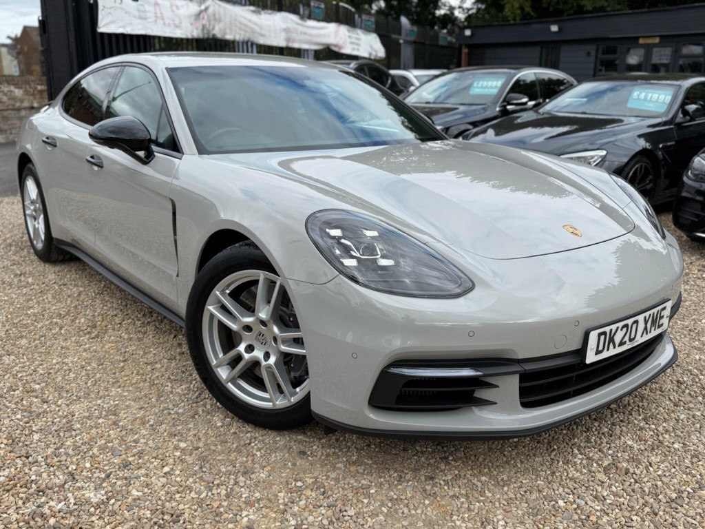 2020 Porsche Panamera
